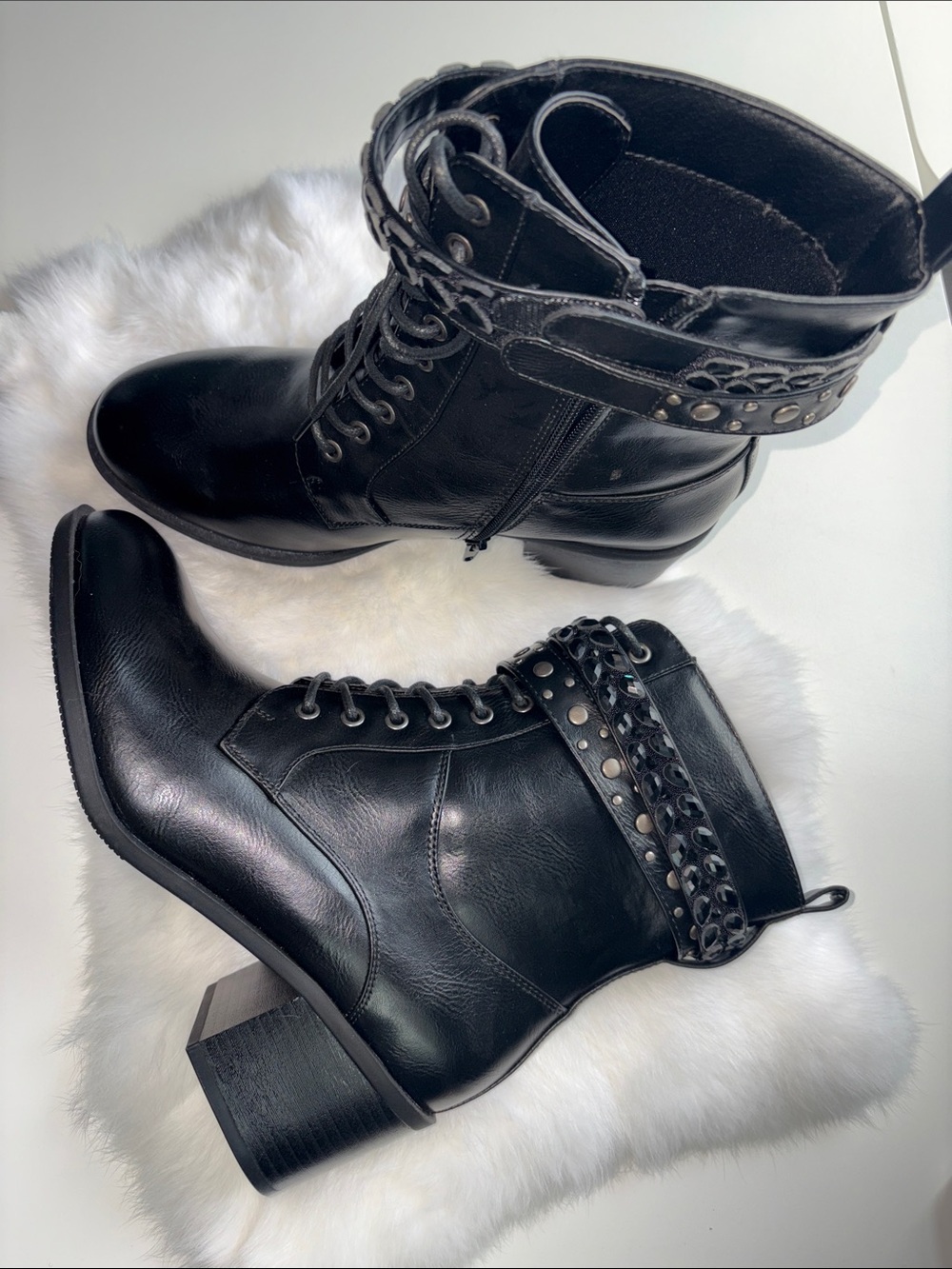 NWOT SIZE 9WW Penningtons Black Studded Lace-Up Ankle Boots- NEVER WORN- AS IS